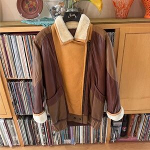 PRICE DROP: Men's (or Women’s) Shearling-Trimmed LAMBSKIN,by GOLDEN HIDE,USA, M